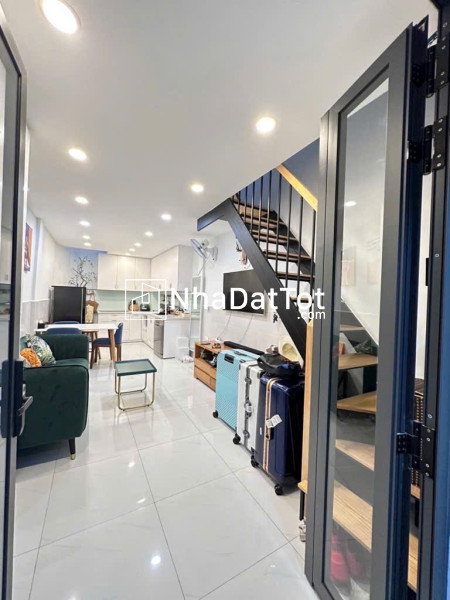 Mặt tiền đường kinh doanh đa ngành nghề- trung tâm quận 7 
 nhỉnh 6 tỷ sổ hồng riêng