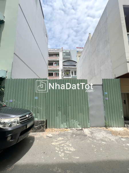 Nhà nhỏ 2 tầng hẻm 1225 phạm thế hiển p5q8
