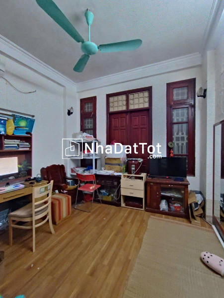 Bán nhà kim giang - gần phố - diện tích 38m2 4 tầng mặt tiền 3.7m giá 7.9 tỷ
