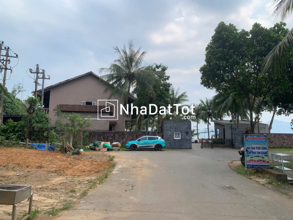 Cần bán lô đất có vị trí đắc địa , nằm ngay cạnh khu resort vedana huế