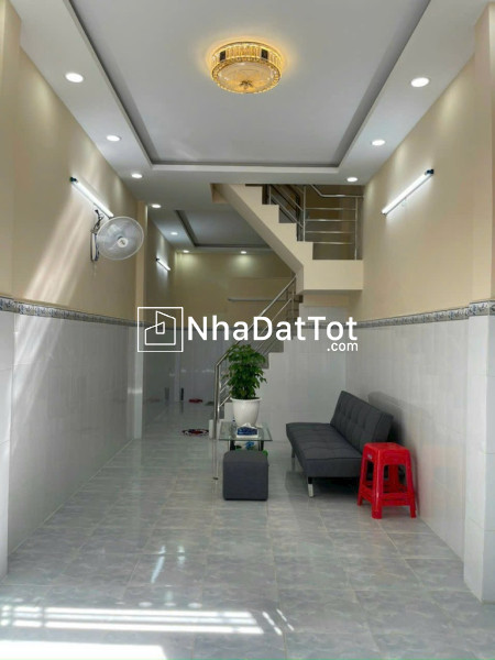 Hẻm xe tải thông - kề bên tân hoà đông - bình trị đông - ngay ngã tư 4 xã - 2 tầng - 33m2 - 2