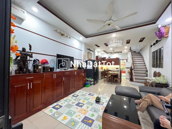 Bán nhà hoàng văn thái, thanh xuân, ô tô đỗ cửa, 3 mặt thoáng, nở hậu, 86m2, 24 tỷ(ctl)