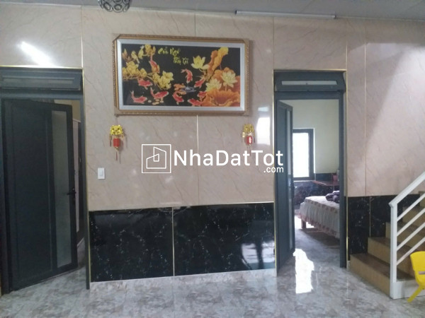 Bán  nhà 120 m2 phường 8 đà lạt 2,5 tỷ 4 phòng ngủ