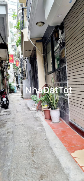 Bán nhà trương định 5 tầng long lanh dân xây ở ngay 1 nhà ra phố hoàng mai