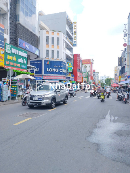Ngộp lạc long quân - chợ tân bình - 5x14m2 - view hxh 5  tầng btct