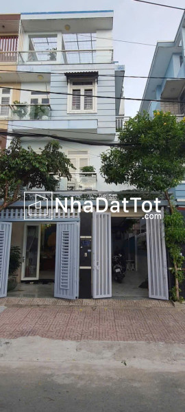 Bán nhà 1 trệt 3 lầu (7x18) đường 8m thông gần tô ký, chợ ba bầu