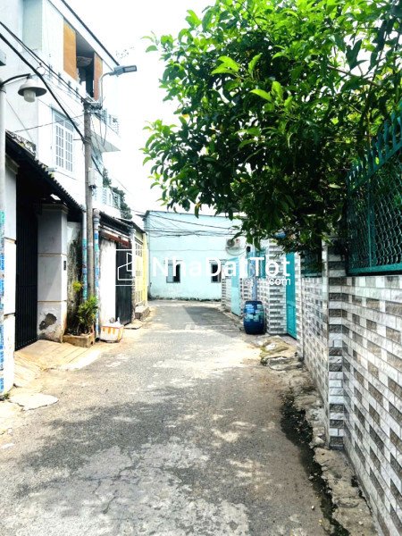 Siêu phẩm đầu tư thủ đức: 130m2 – nhà 3 lầu, 7pn, thu nhập 40tr/th – xe hơi vào tận nhà – sổ riêng