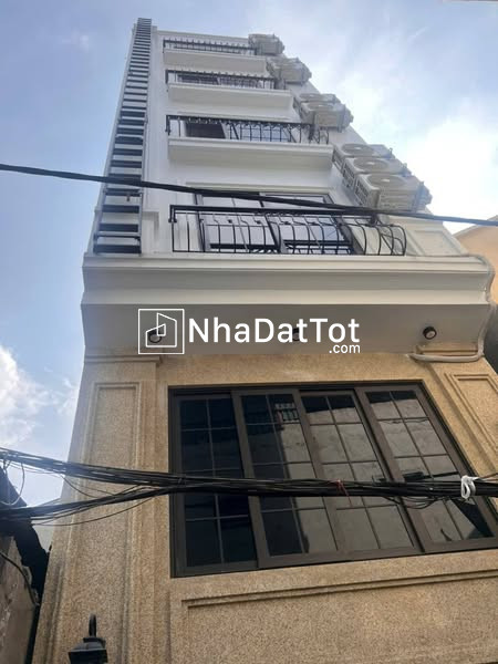 Bán tòa nhà 7 tầng thang máy phú diễn gần đh ccông nghiệp hà nội