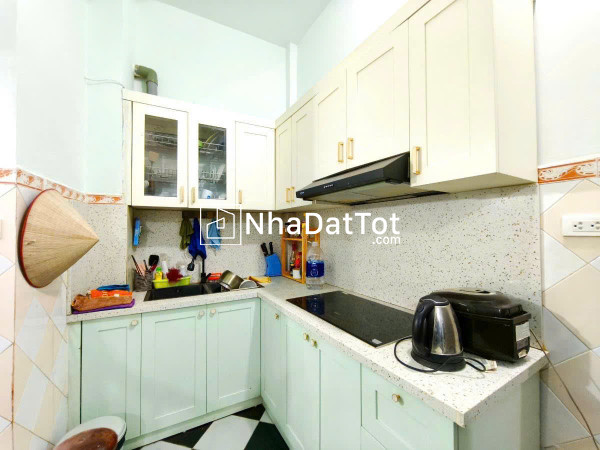 Cho thuê nhà nguyên căn ngõ 141 nguyễn chính 25m2 x 4 tầng, 2 ngủ, 8 triệu