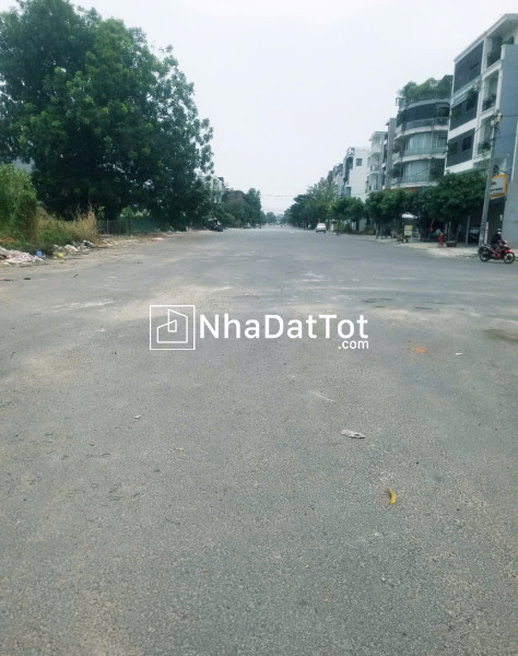 Bán đất mặt tiền đường 32m kdc an sương - tân hưng thuận - quận 12 giá chỉ hơn 11 tỷ