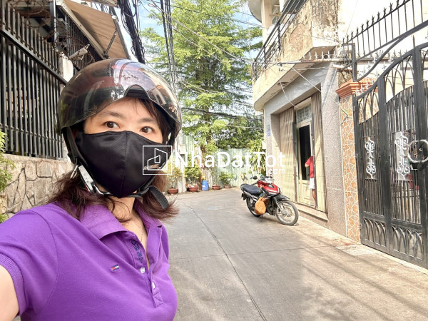 Chính chủ cần bán căn măt tiền xe hơi đậu ngay cửa- trục đường đi alij thuận tiện- thông tôn đản,