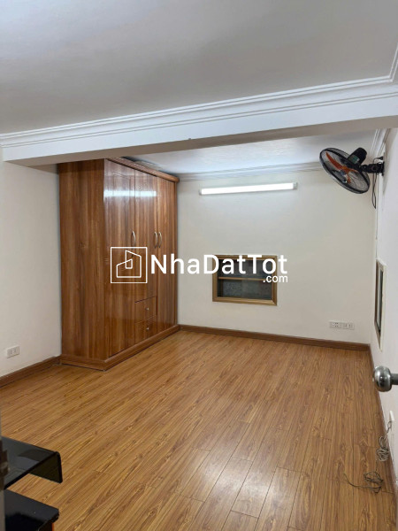 Cho thuê nhà ngõ 13 phố giang văn minh, 6 tầng x 35m2, 3 ngủ, 4 vệ sinh, 11 triệu
