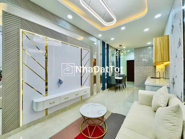 Bán nhà dân xây cổ nhuế 58m2x4t, 50 ra phố, ô tô 5 tạ qua nhà, qh đẹp, 8 tỷ
