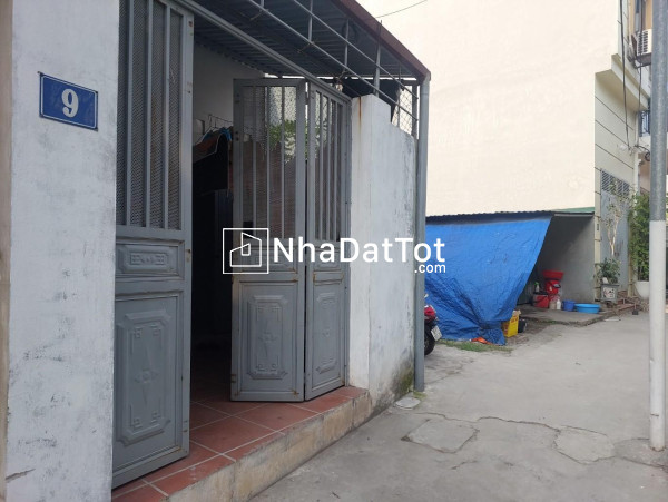 Bán 50m đất đặng xá, tặng luôn nhà cấp 4 chỉ nhỉnh 3 tỷ.