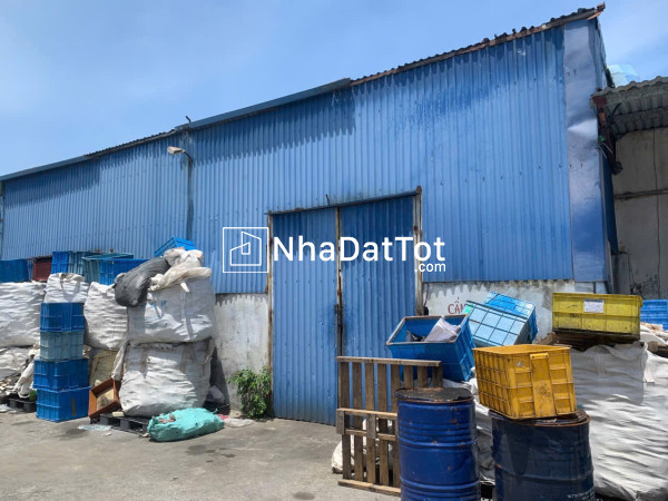 Cho thuê nhà xưởng - mặt bằng rộng 2000m²