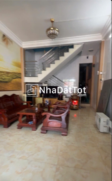 Giảm chào 1 tỷ- bán nhanh nhà mặt tiền nguyễn hữu thọ