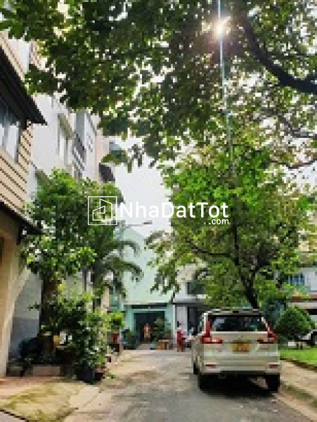Bán nhà 3 mặt tiền – vị trí chiến lược bình phú – chợ lớn – giá chỉ 18,7 tỷ