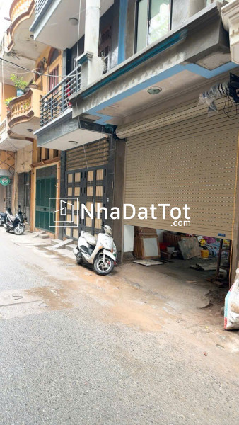 93 hoàng văn thái, phân lô, ô tô vào nhà, ô chờ thang máy, giá rẻ không có căn thứ 2