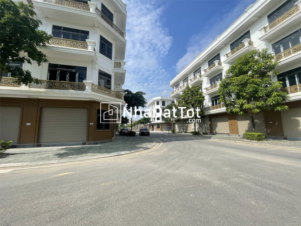 Căn 60m2 cuối cùng. mặt hà huy tập, sang tên sổ ngay. bao sổ. lh: 0966 343 969