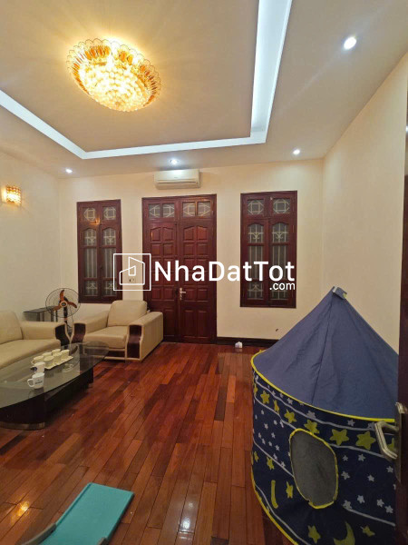 Phân lô quan nhân ô tô tránh - diện tích 61m2 4 tầng mặt tiền 5.5m giá 24 tỷ
