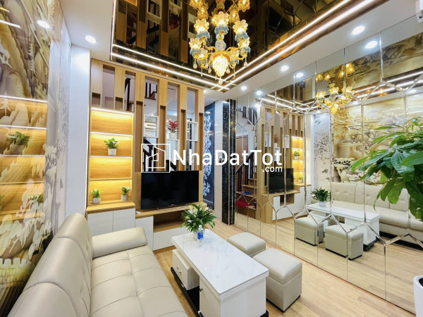Nhà đẹp đỉnh cao khu vực trần quốc vượng - cầu giấy - 3 mặt thoáng -  ngõ nông gần phố - vị trí