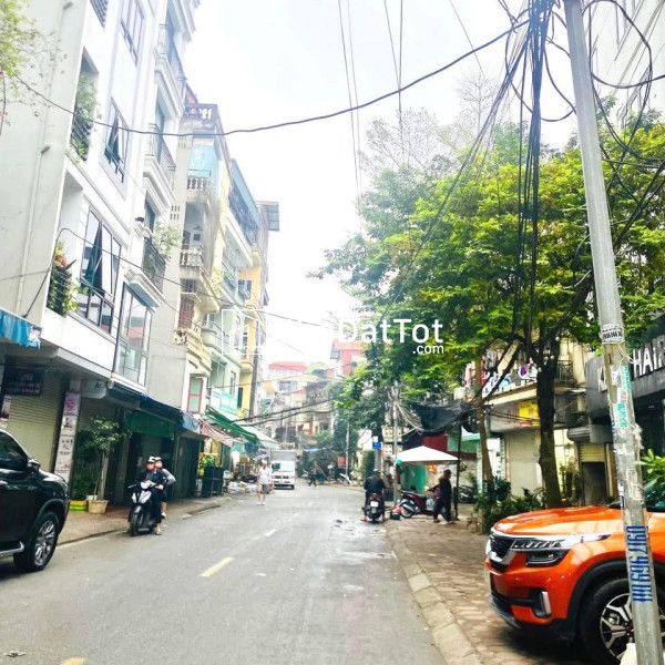 Bán nhà trích sài hồ tây, ở sướng, 69m chỉ 18.5 tỷ