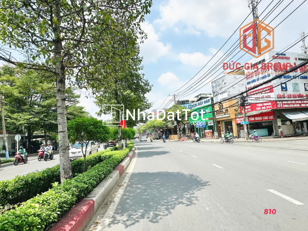 Bán nhà mặt tiền đồng khởi 400m2, vị trí siêu đẹp, gần chợ tân hiệp, giá 30 tỷ