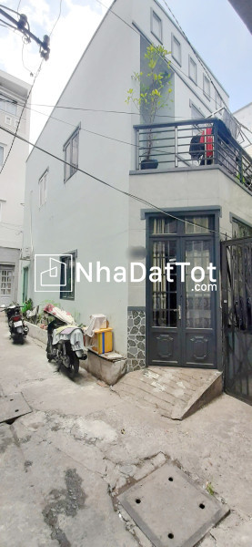 Nhà 2 tầng 3 mt hẻm dương bá trạc p1q8. giá 4,8 tỷ tl