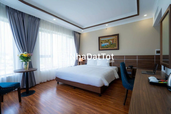 Bán khách sạn mặt phố thuốc bắc, 151m2, 7 tầng, mặt tiền 5m, 151 tỷ, dòng tiền 3.3 tỉ/năm