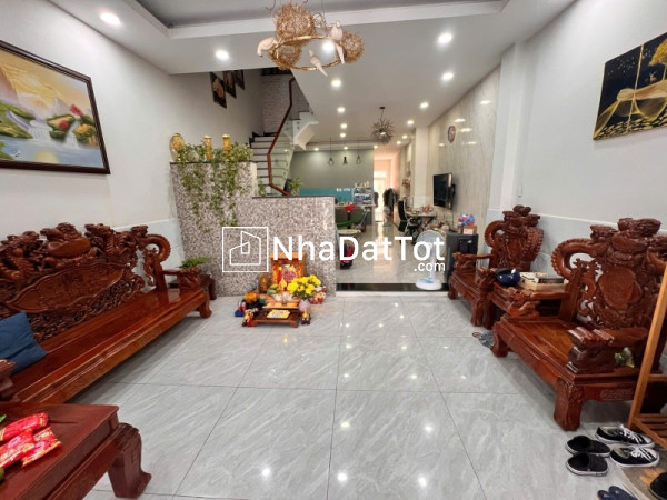 Bán nhà 2 tầng, 42m², 2pn, 2wc, linh tây, thủ đức, 3.3 tỷ