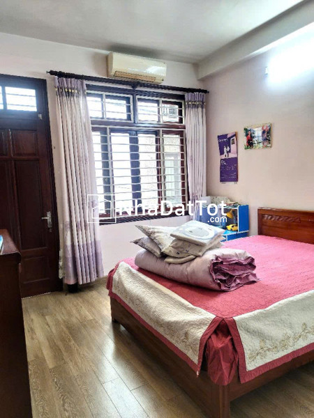 Siêu phẩm mặt phố hà trung . phố vàng hoàn kiếm.dt: 106m² x 2 tầng 1 mặt phố, 1
 mặt ngõ cực hiếm