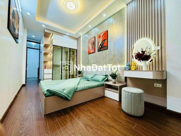 Duy nhất 1 căn nhà  láng hạ ba đình 30mx6 tầng nhà đẹp ở ngay chỉ 7 tỷ 0817606560