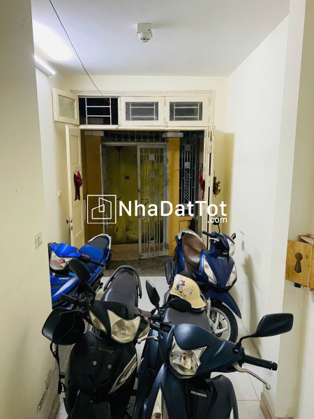 Cho thuê nhà hồ văn chương 45m2 x 4 tầng, 4 ngủ, 12 triệu/tháng ở hộ gđ, nhóm ngoan