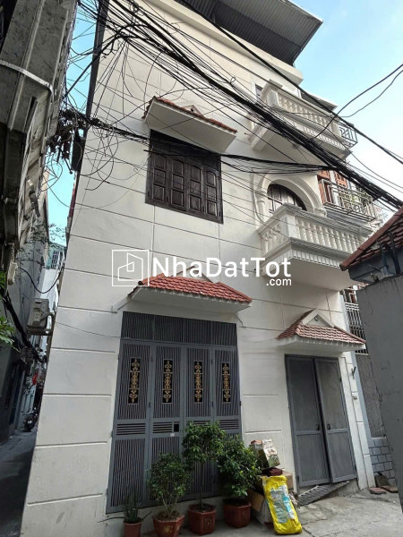 Cho thuê nhà phố giáp nhị, 3 tầng x 70m2, 4 ngủ, 16 triệu ô tô đỗ cửa