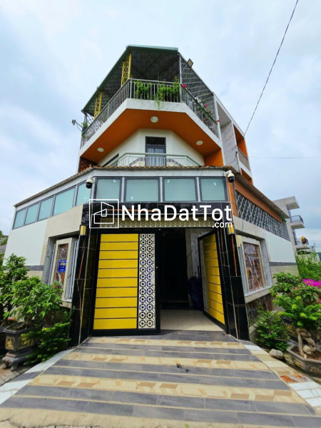 Nhà góc 2 mặt tiền, 3 tầng, đường ô tô – long phước, thủ đức – giá 4.7 tỷ