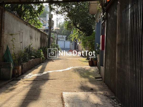 Sở hữu ngay lô đất đẹp - giá tốt - vị trí đắc địa tại tt liên quan, thạch thất, tphn