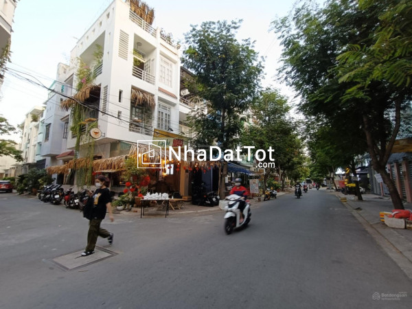 Bán nhà đường 12m đặng thùy trâm, p13, bình thạnh(4x20m)sát mt xd mới 4 tầng. giá 9.5 tỷ