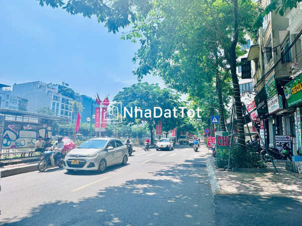 Bán nhà 2 mặt thoáng – vỉa hè đá bóng – ô tô dừng đỗ 24/7 – phố kim giang siêu hot! lh 0817606560