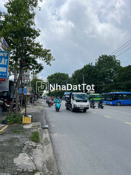 Bán nhà mặt tiền 12x38m giá 26 tỷ đường lê văn khương