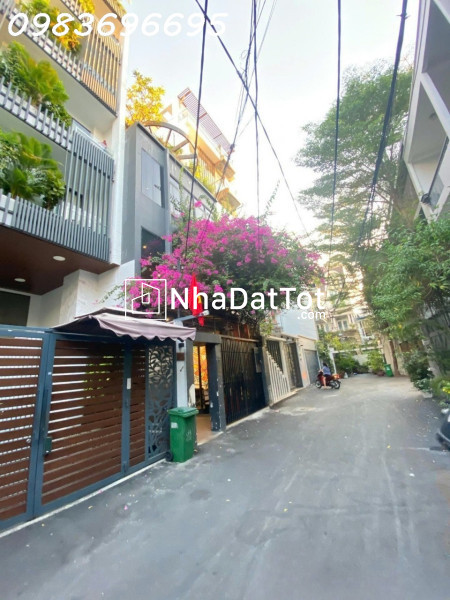 Nhà mặt tiền vip phú nhuận, 90m2 3 tầng chỉ 7. tỷ