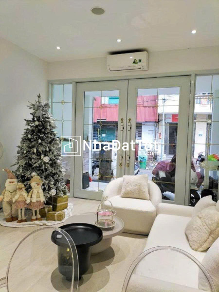 Bán nhà phân lô cầu diễn, 55m2 5 tầng, hoàn thiện xịn sò, không quy hoạch