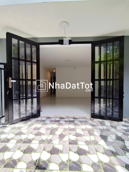 **nhỉnh 4tỷ, sở hữu ngay 68m 2tầng 3pn gần mt ông ich khiêm 
q11-vào ở luôn*