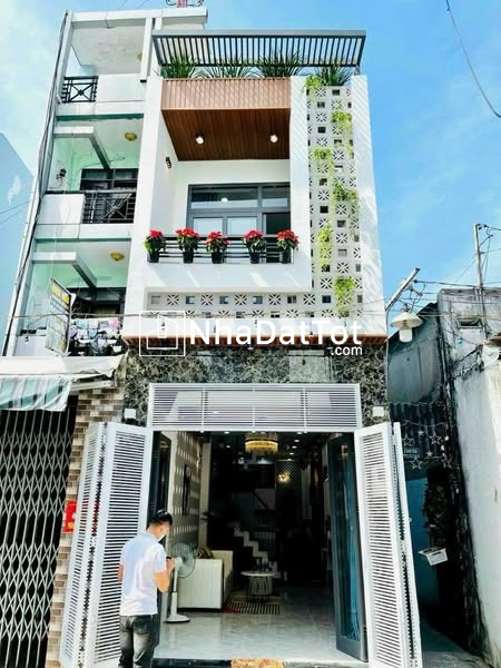 Nhà hxh đường số 3 quận gò vấp phường 8.