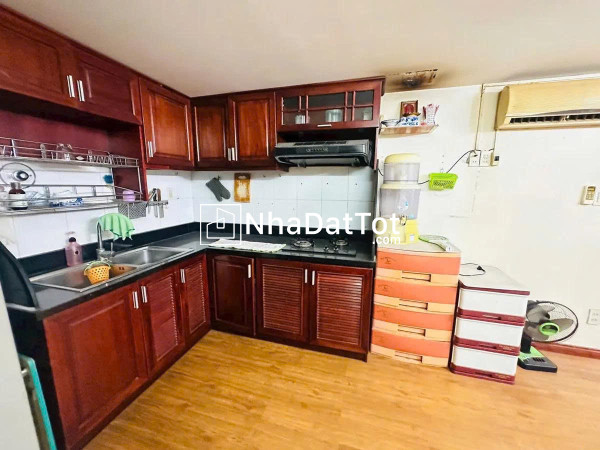 Bán nhà hxt nguyễn thái bình tân bình, gần 60m2 lô góc, thu nhập 600tr chỉ 17 tỷ