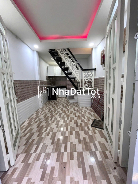 Nhà hẻm 528 hưng phú p9q8, giá : 2.38 tỷ (t/l)