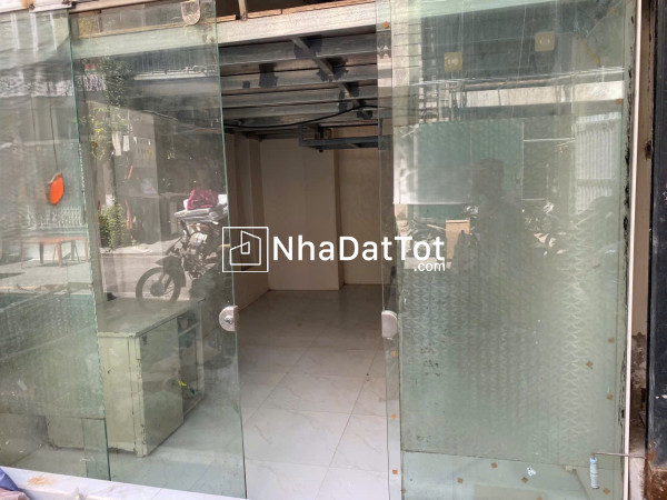Cho thuê mbkd phố yên bái, 4 tầng x 20m2, 3pn, 13 triệu spa, nail, mi, ngõ 2 ô tô tải
