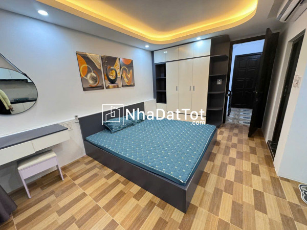 Cần bán nhàchính chủ  quận nam từ liêm phố mỹ đình 52 m2 x 5 t 6.8 tỷ ô tô kd