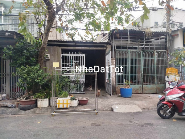 Chỉ hơn 40tr/m2 có nhà hẻm 11m, phan văn hớn, xuân thới thượng, hóc môn, 171m2, ngang 8m