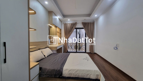 Nhanh!nhà đẹp hòe thị ,oto,ngõ rộng,dt=33mx5t,mt=4.2m,nhỉnh 5ty