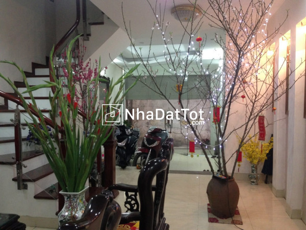 Cho thuê nhà ngõ thanh nhàn, 5 tầng x 50m2, 3 ngủ, 4 vệ sinh, 12 triệu